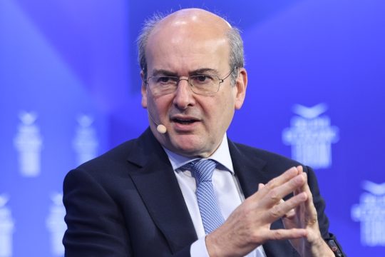Χατζηδάκης κατά Τσίπρα: Άφησε τη ΔΕΗ με ζημιά 600 εκατομμύρια ευρώ